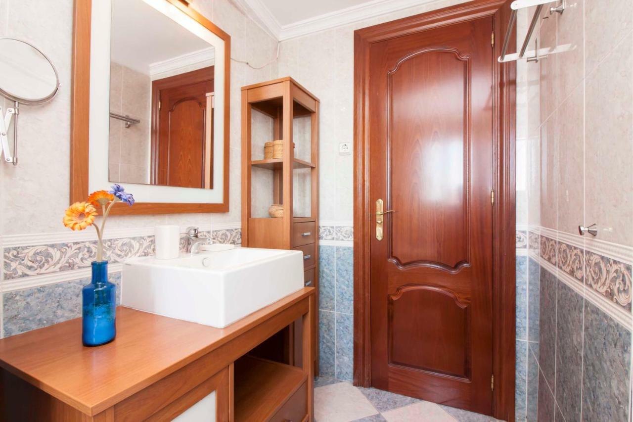 Appartamento Malaga Center Flat Hospitality Esterno foto